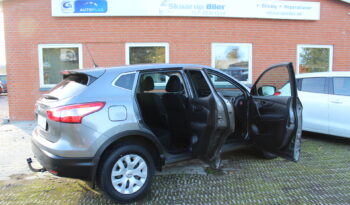 Nissan Qashqai 1,2 Dig-T 115 Visia 5d full