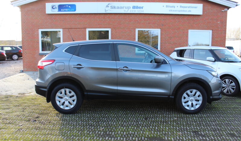 Nissan Qashqai 1,2 Dig-T 115 Visia 5d full