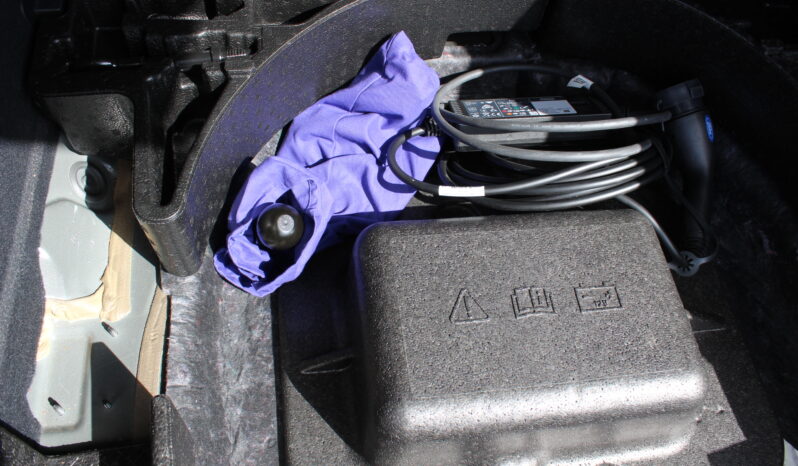 Ford Kuga 2,5 PHEV Titanium X CVT 5d full