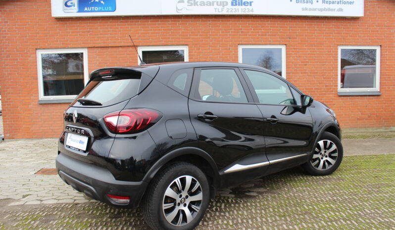 Renault Captur 0.9 TCe Intens full