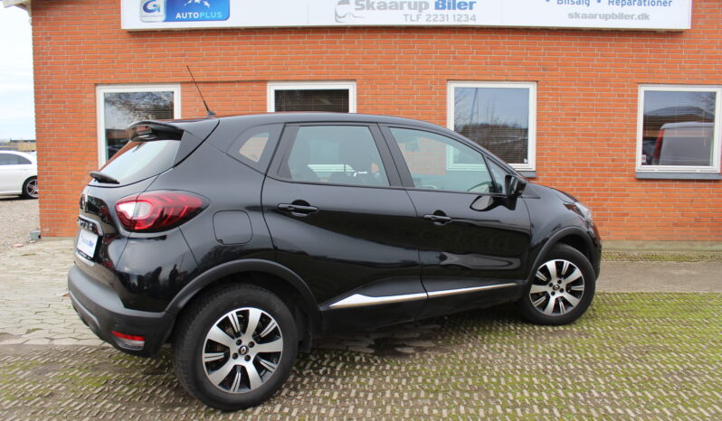 Renault Captur 0.9 TCe Intens full