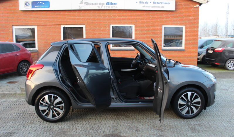 Suzuki Swift 1,2 mHybrid Exclusive 5d full