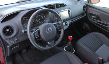 Toyota Yaris 1.5 Premium full