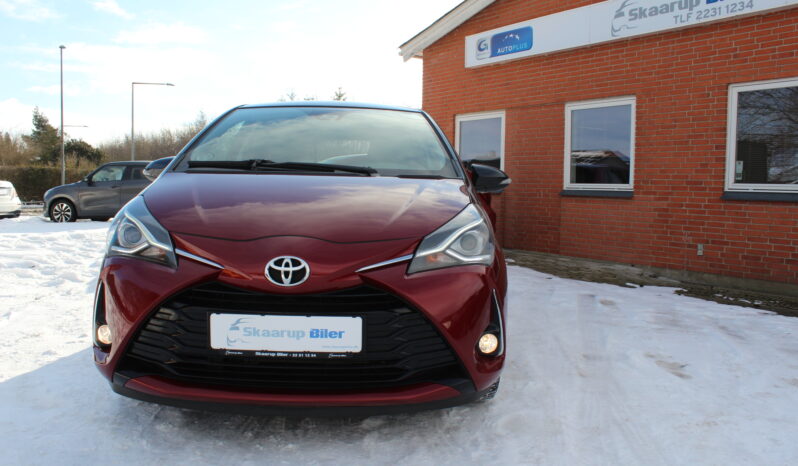 Toyota Yaris 1.5 Premium full