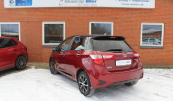 Toyota Yaris 1.5 Premium full