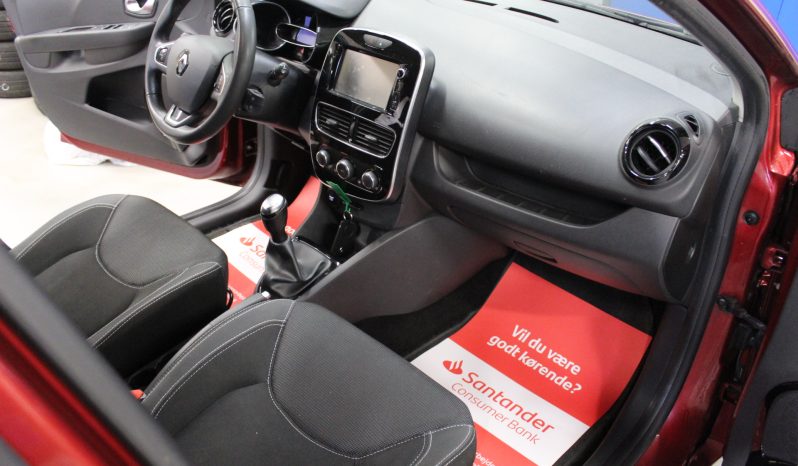 Renault Clio TCe Stc. full