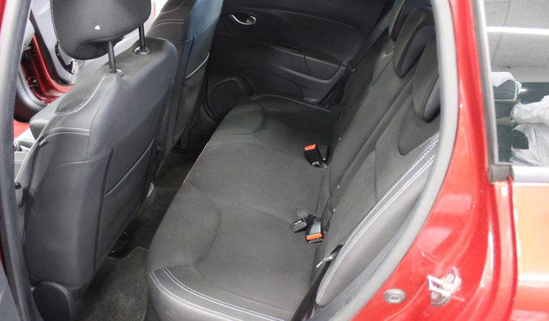 Renault Clio TCe Stc. full