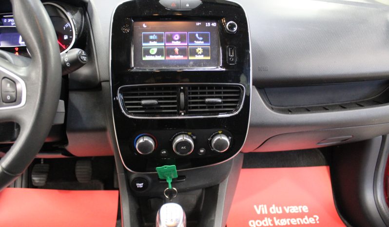 Renault Clio TCe Stc. full