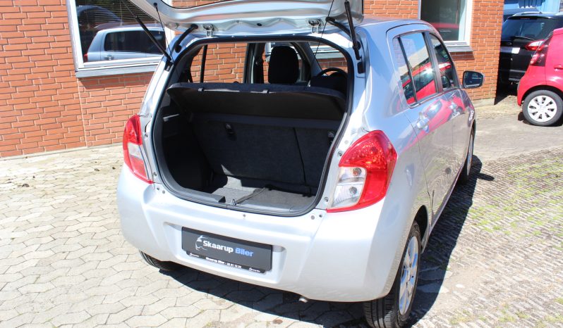 Suzuki Celerio 1.0 Dualjet Exclusive full