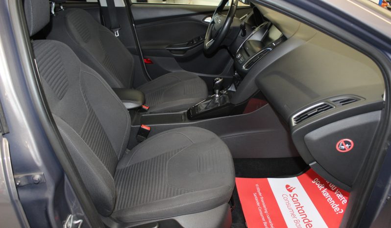 Ford Focus 1,0 SCTi 125 Titanium stc. 5d full