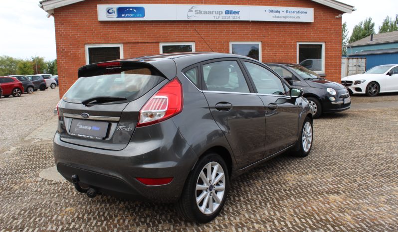 Ford Fiesta 1.0 Ecoboost Titanium 5D full
