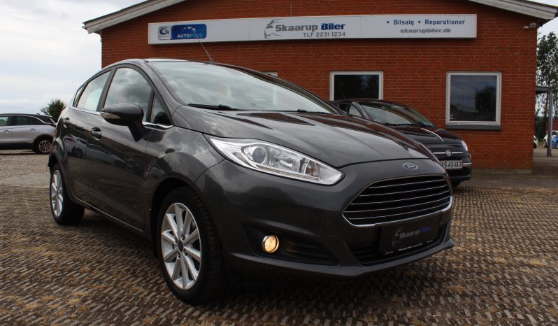 Ford Fiesta 1.0 Ecoboost Titanium 5D full