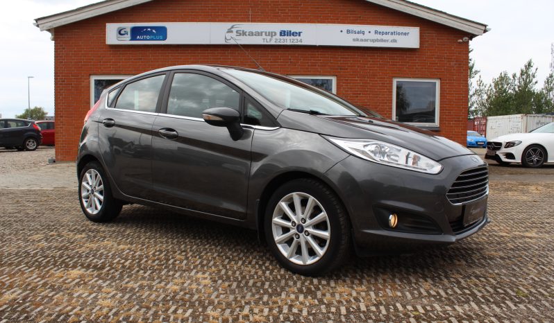 Ford Fiesta 1.0 Ecoboost Titanium 5D full