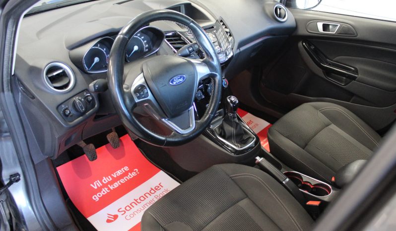 Ford Fiesta 1.0 Ecoboost Titanium 5D full